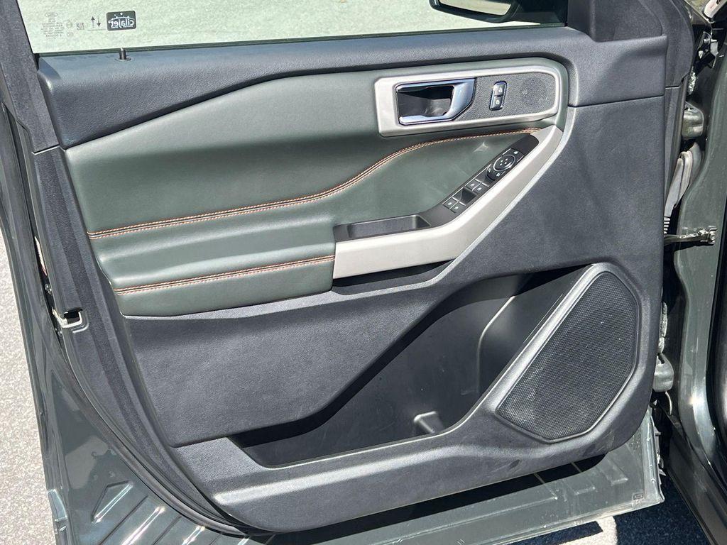 used 2022 Ford Explorer car, priced at $31,070