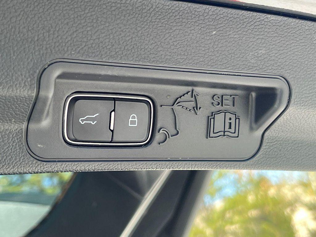 used 2022 Ford Explorer car, priced at $31,070