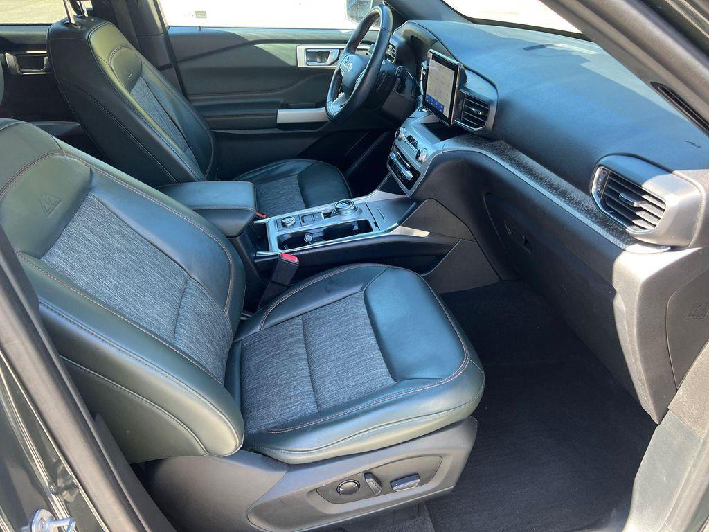 used 2022 Ford Explorer car, priced at $31,070