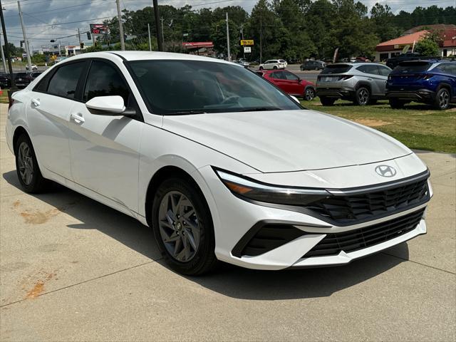 new 2024 Hyundai Elantra HEV car, priced at $23,234