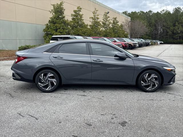 new 2025 Hyundai Elantra car, priced at $25,300