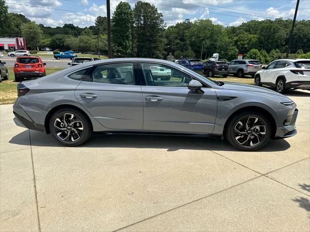 new 2024 Hyundai Sonata car, priced at $27,161