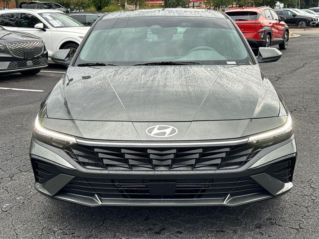 new 2025 Hyundai Elantra car, priced at $25,581