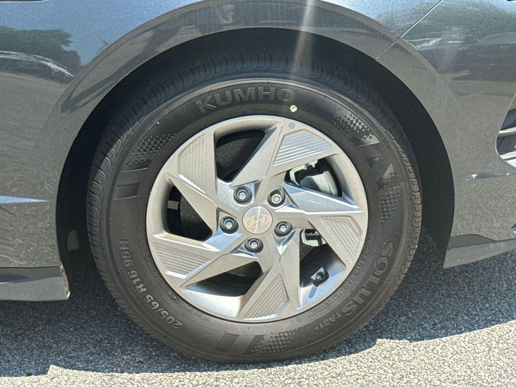 new 2025 Hyundai Sonata car, priced at $25,018