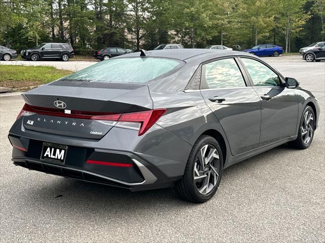 new 2025 Hyundai Elantra car, priced at $26,259