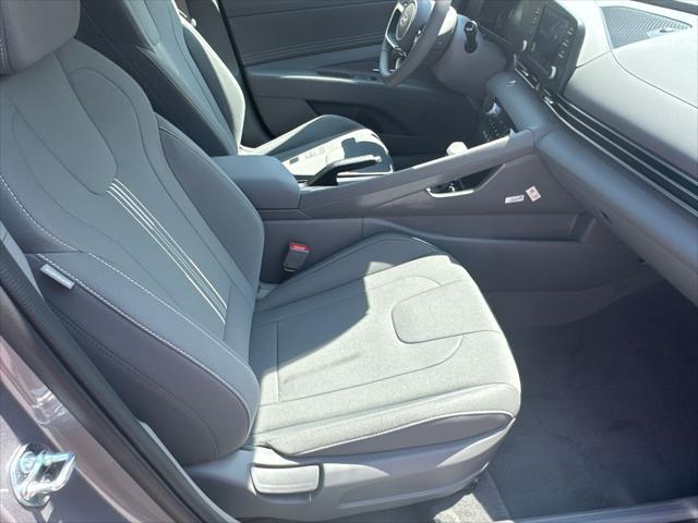 new 2025 Hyundai Elantra car, priced at $23,246