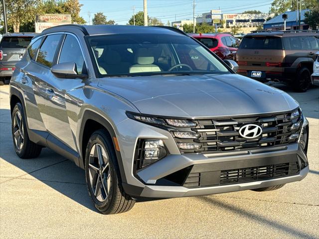 new 2025 Hyundai Tucson car, priced at $30,100