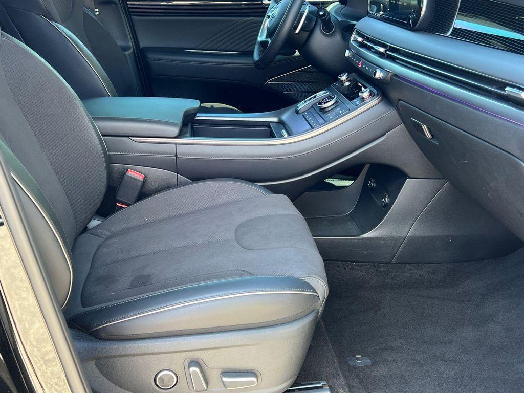 used 2025 Hyundai Palisade car, priced at $44,920
