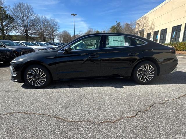 new 2025 Hyundai Sonata Hybrid car, priced at $35,654