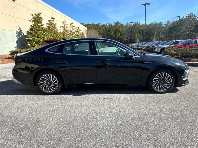 new 2025 Hyundai Sonata Hybrid car, priced at $35,654