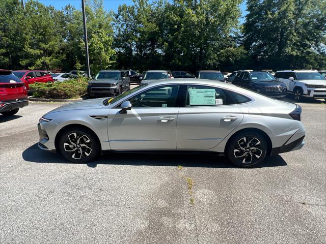 new 2024 Hyundai Sonata car, priced at $25,421