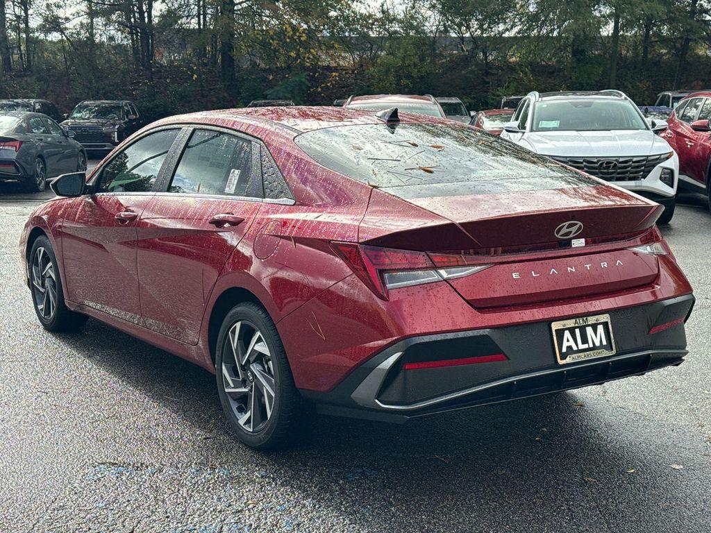 new 2025 Hyundai Elantra car, priced at $26,039