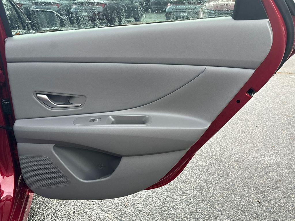 new 2025 Hyundai Elantra car, priced at $26,039