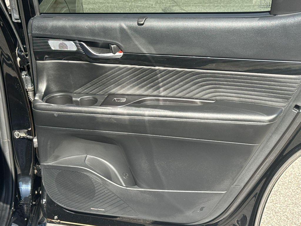 used 2025 Hyundai Palisade car, priced at $45,320