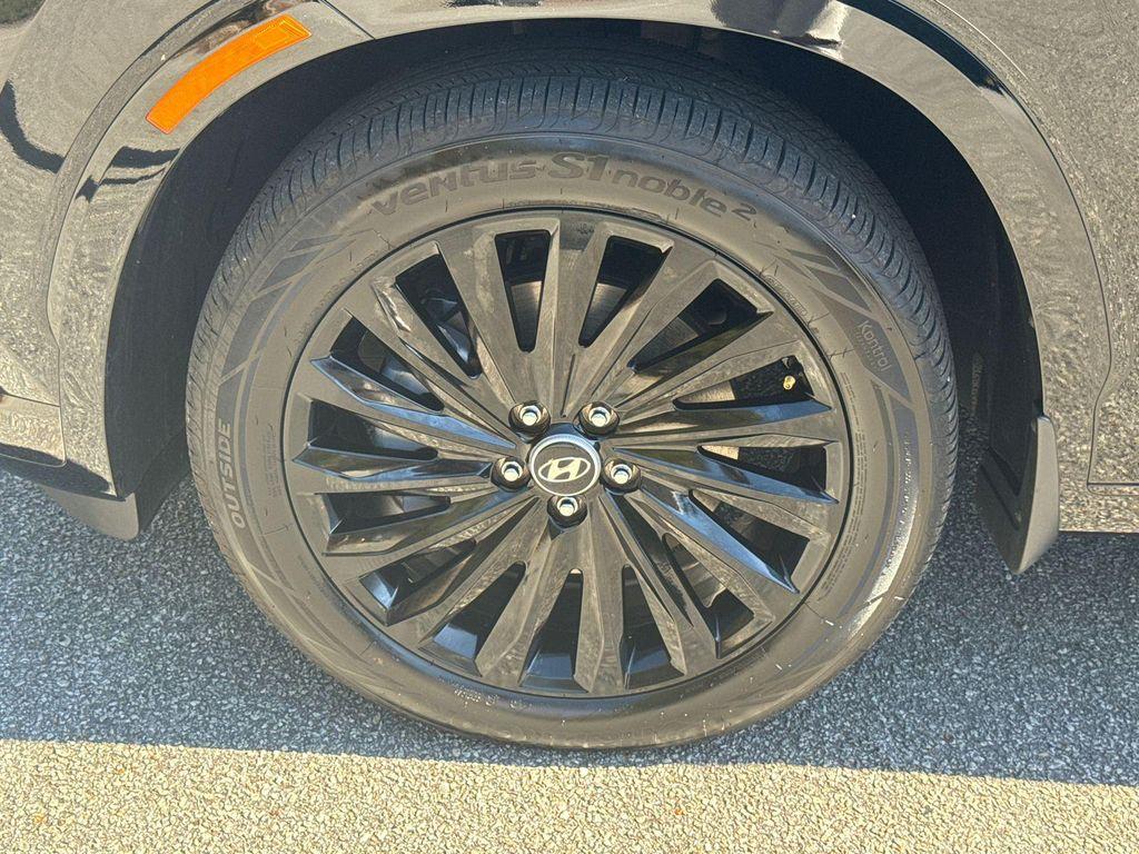 used 2025 Hyundai Palisade car, priced at $45,320