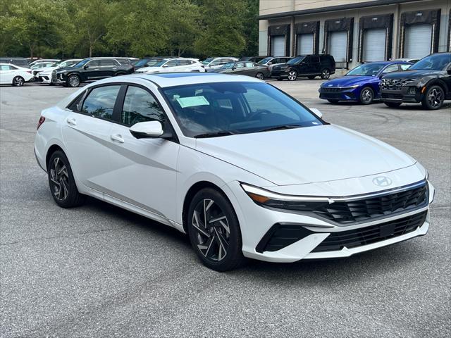 new 2024 Hyundai Elantra car, priced at $24,566