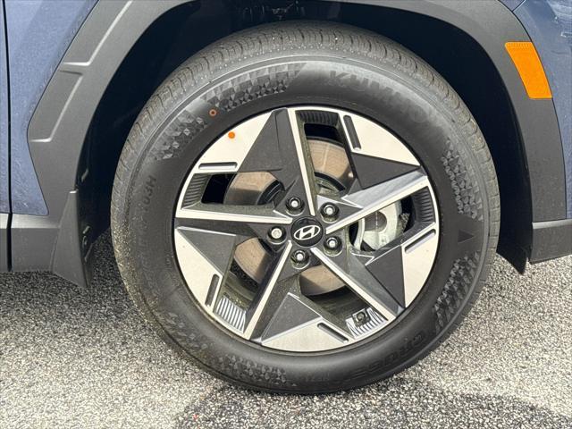 new 2025 Hyundai Tucson car, priced at $30,100