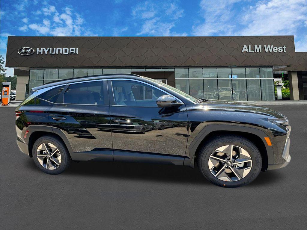 new 2025 Hyundai Tucson car, priced at $26,192