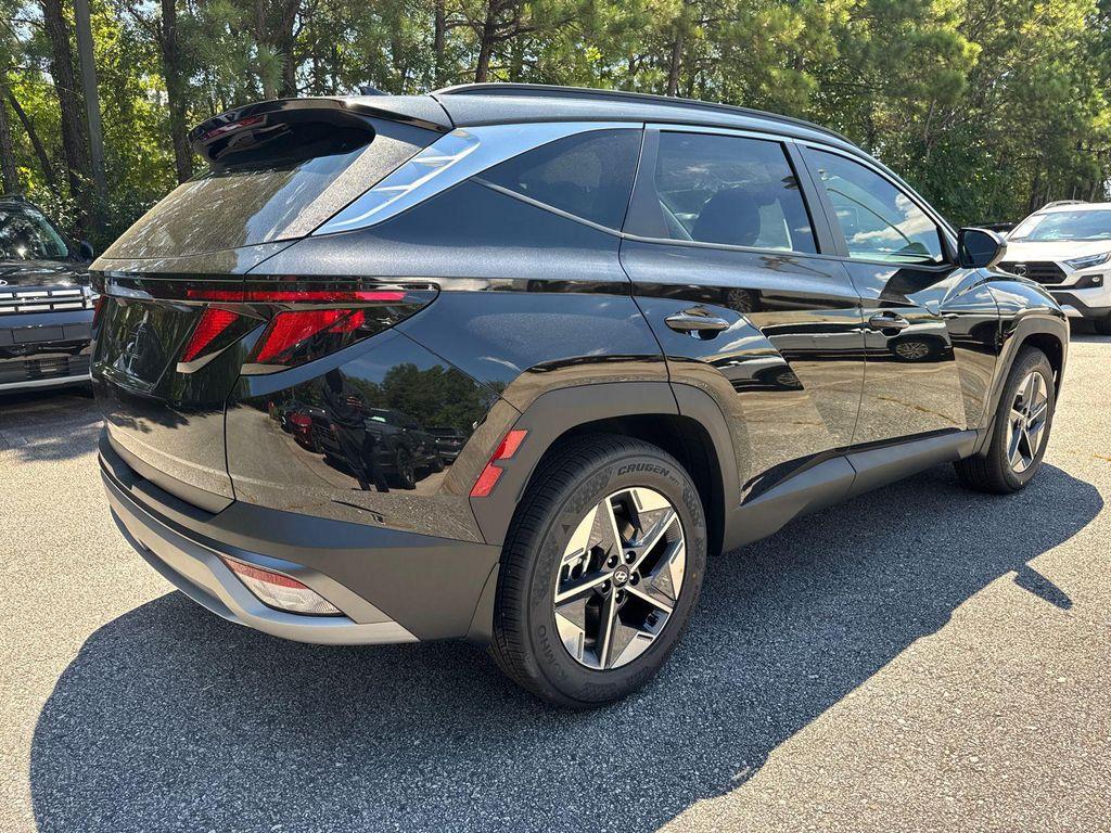 new 2025 Hyundai Tucson car, priced at $26,192