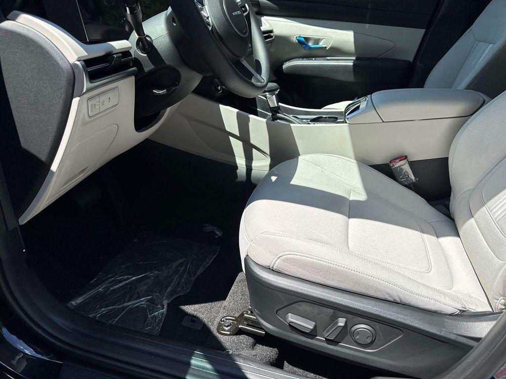 new 2025 Hyundai Tucson car, priced at $26,192