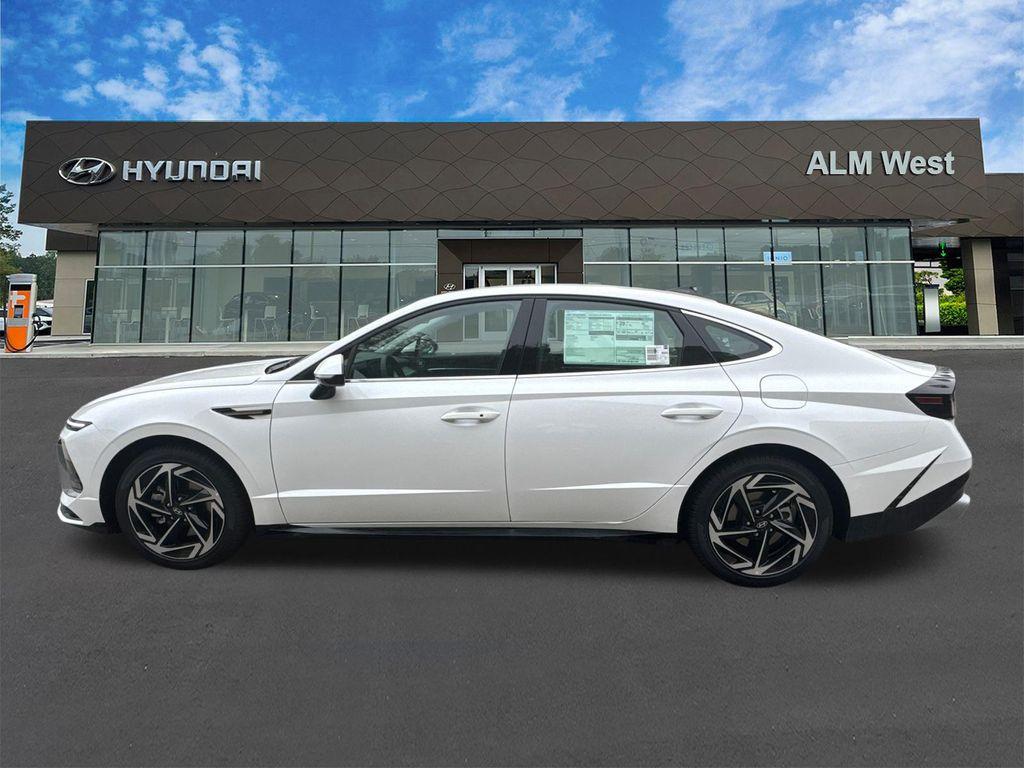 new 2026 Hyundai Sonata car, priced at $29,958