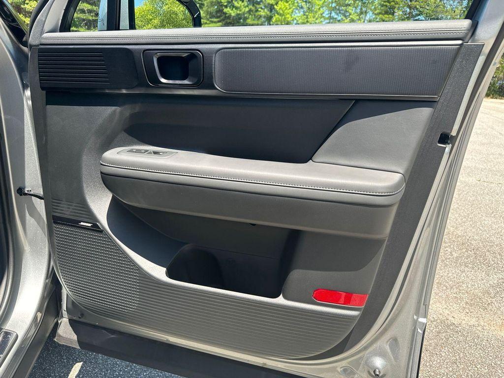 new 2024 Hyundai Santa Fe car, priced at $43,520