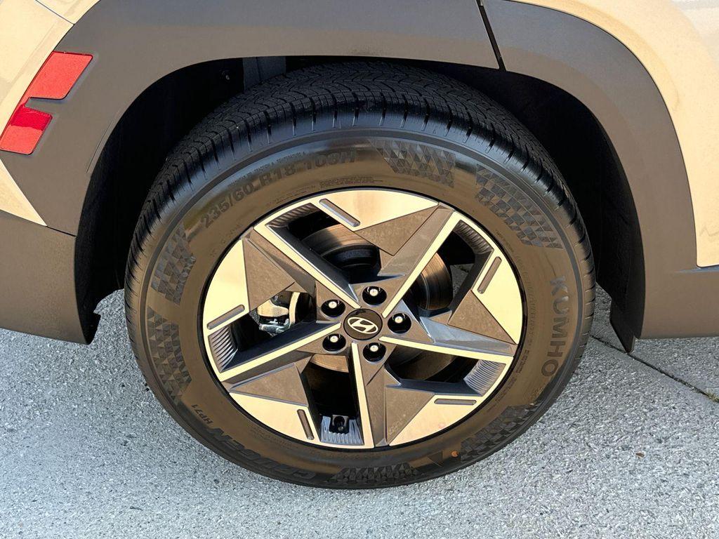 new 2025 Hyundai Tucson car, priced at $25,172