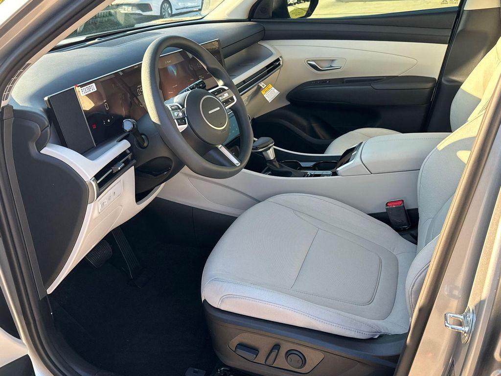 new 2025 Hyundai Tucson car, priced at $25,172
