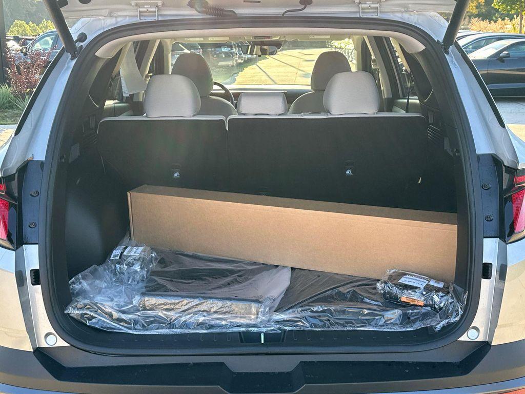 new 2025 Hyundai Tucson car, priced at $25,172