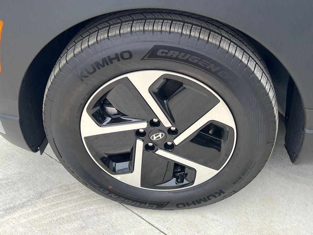 new 2026 Hyundai IONIQ 9 car, priced at $60,310