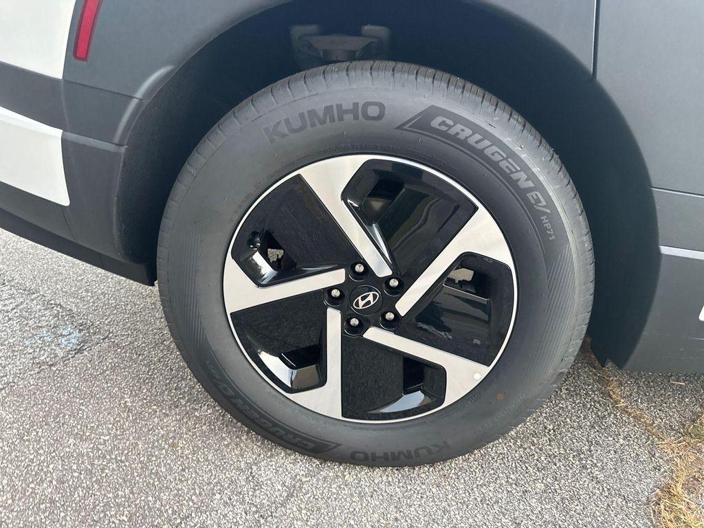 new 2026 Hyundai IONIQ 9 car, priced at $59,866