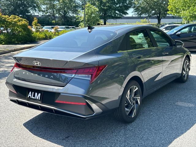 new 2024 Hyundai Elantra car, priced at $21,919