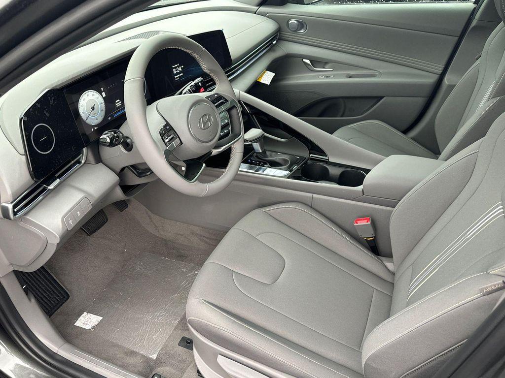 new 2025 Hyundai Elantra car, priced at $25,589