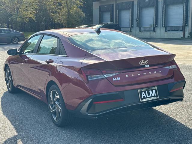 new 2025 Hyundai Elantra car, priced at $22,081