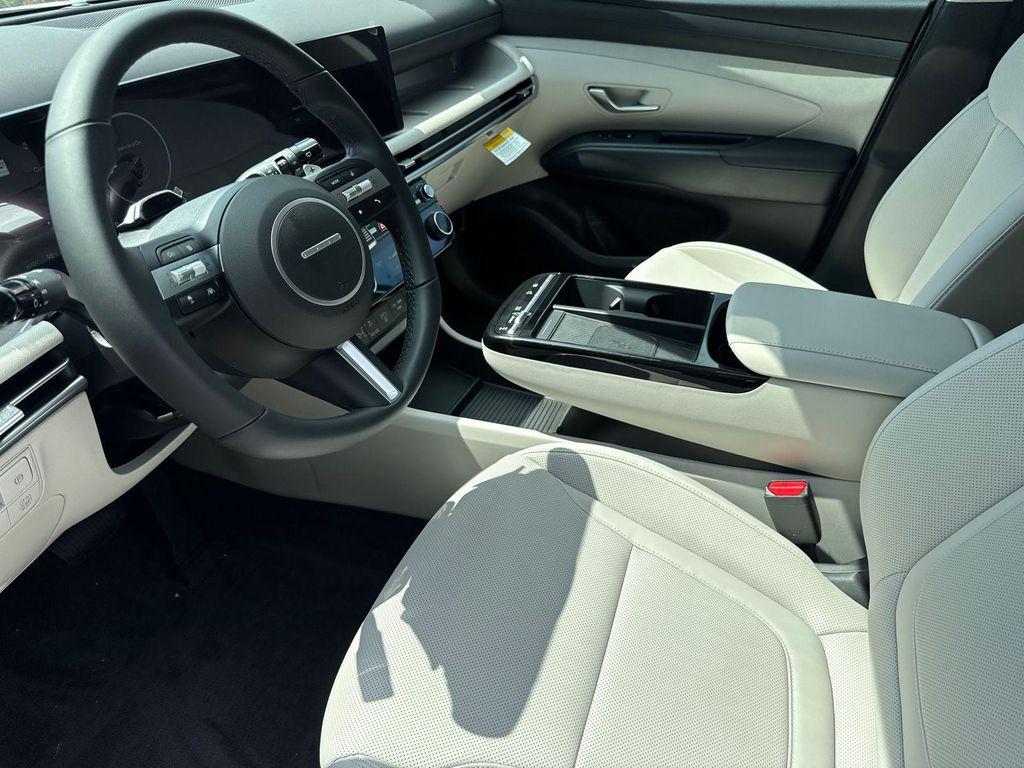new 2025 Hyundai TUCSON Hybrid car, priced at $35,365