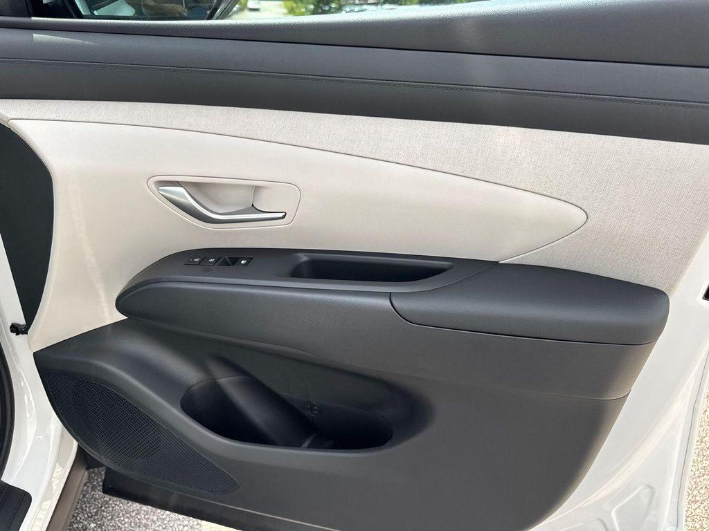 new 2025 Hyundai TUCSON Hybrid car, priced at $35,365