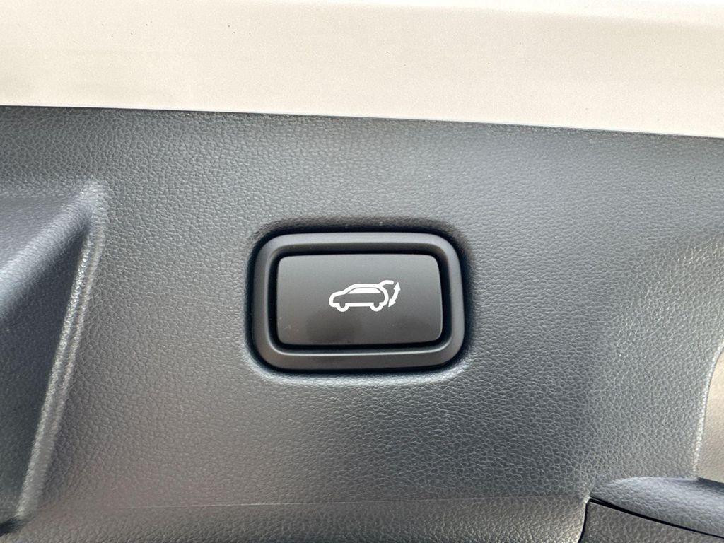 new 2025 Hyundai TUCSON Hybrid car, priced at $35,365