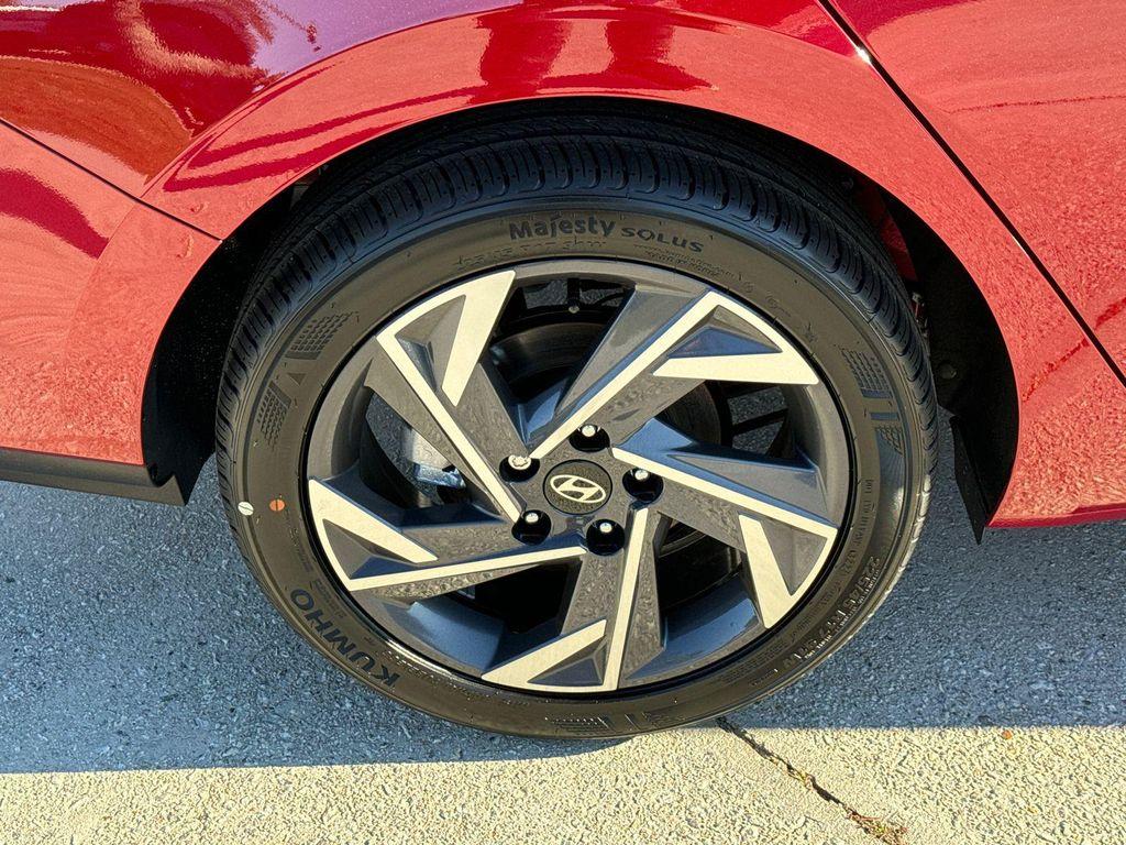 new 2025 Hyundai Elantra car, priced at $23,692