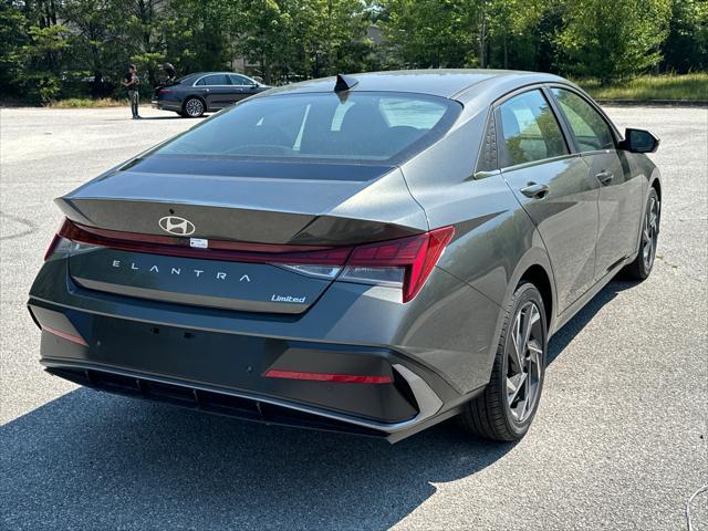 new 2024 Hyundai Elantra car, priced at $24,192