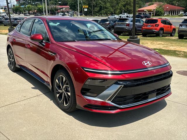 new 2024 Hyundai Sonata car, priced at $25,408