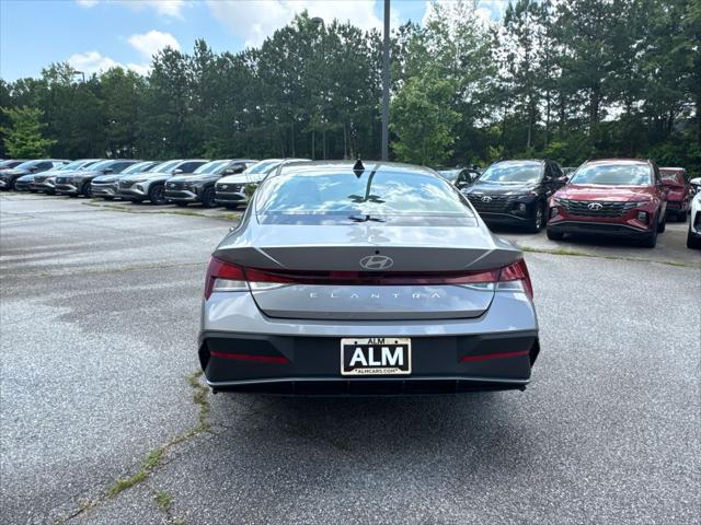 new 2025 Hyundai Elantra car, priced at $22,253