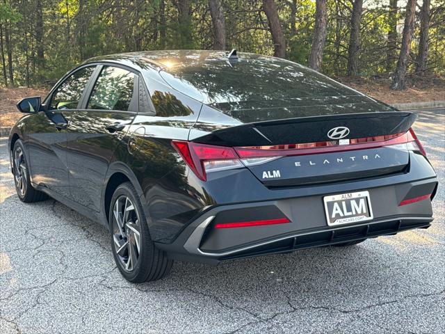 new 2025 Hyundai Elantra car, priced at $21,947