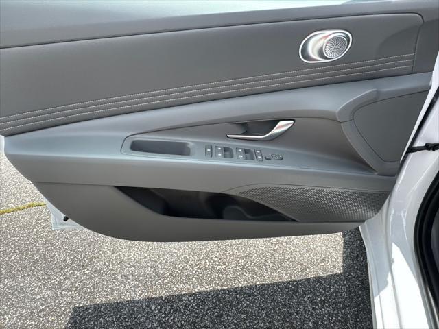 new 2025 Hyundai Elantra car, priced at $23,614