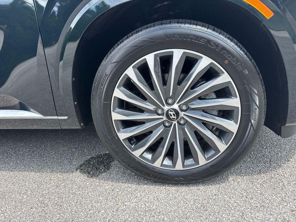 used 2025 Hyundai Palisade car, priced at $42,320