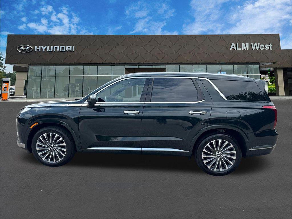 used 2025 Hyundai Palisade car, priced at $42,320