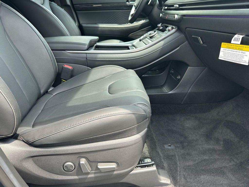 used 2025 Hyundai Palisade car, priced at $42,320