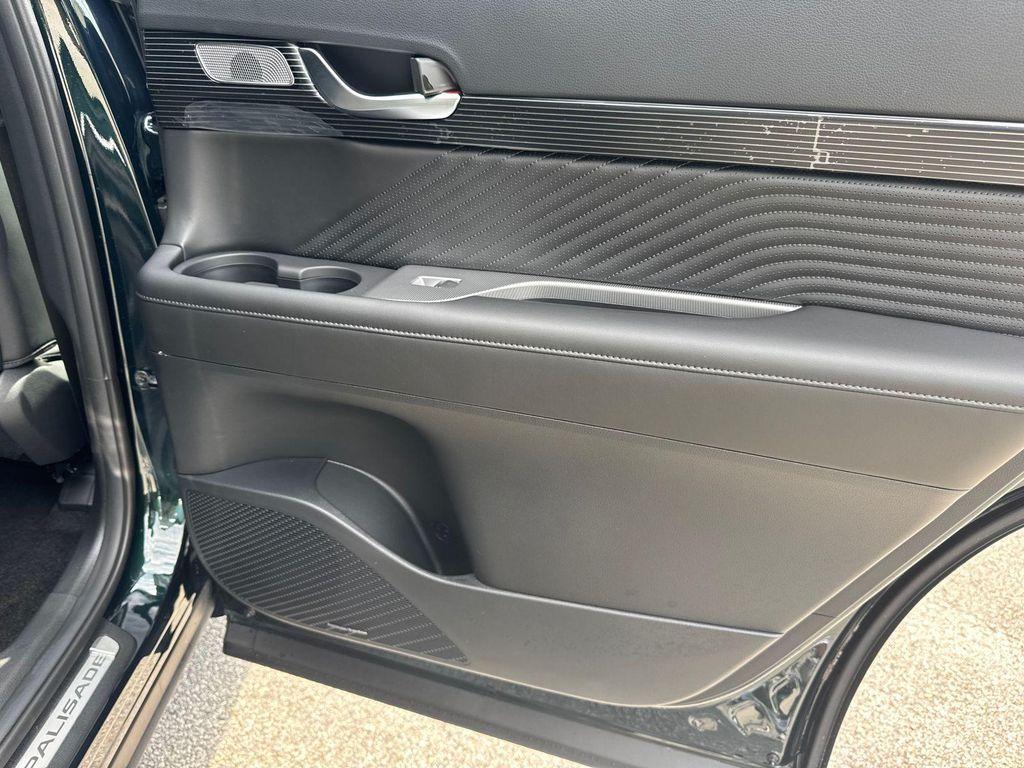 used 2025 Hyundai Palisade car, priced at $42,320