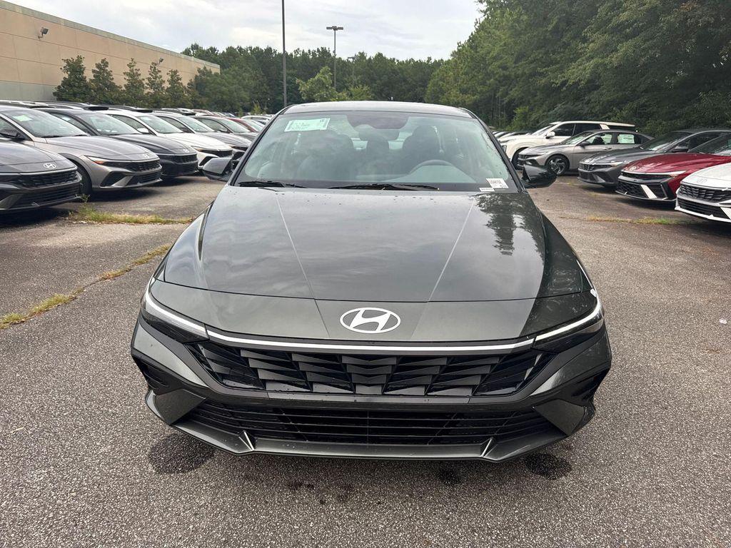 new 2025 Hyundai Elantra car, priced at $22,668