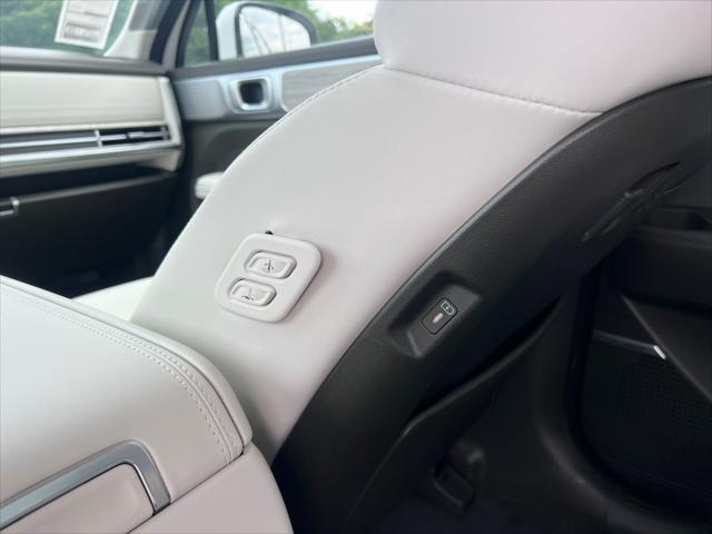 new 2025 Hyundai SANTA FE HEV car, priced at $44,213