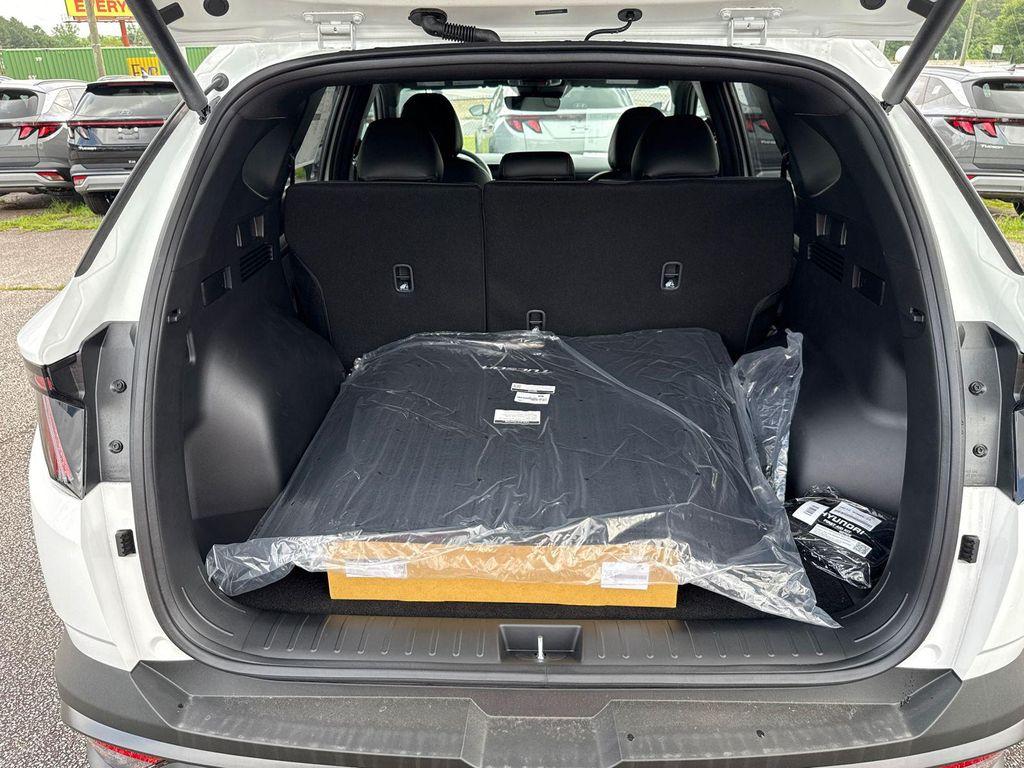 new 2025 Hyundai Tucson car, priced at $29,418